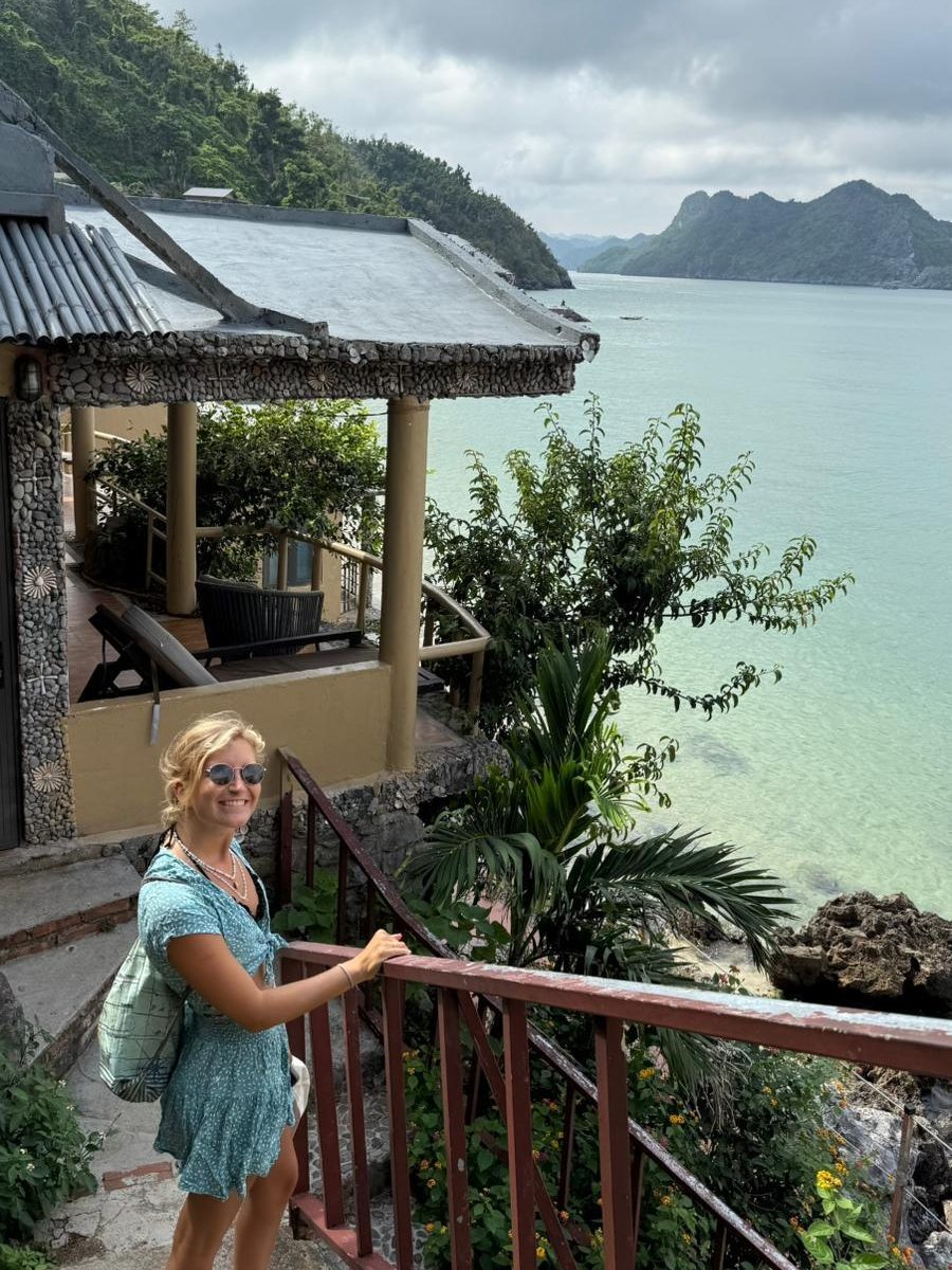 Cat Ba - Private Island